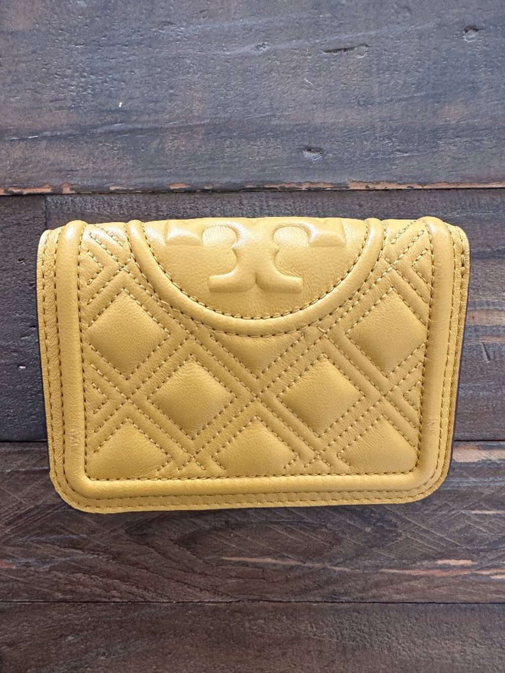 Tory Burch Fleming Soft Medium Wallet in Yellow